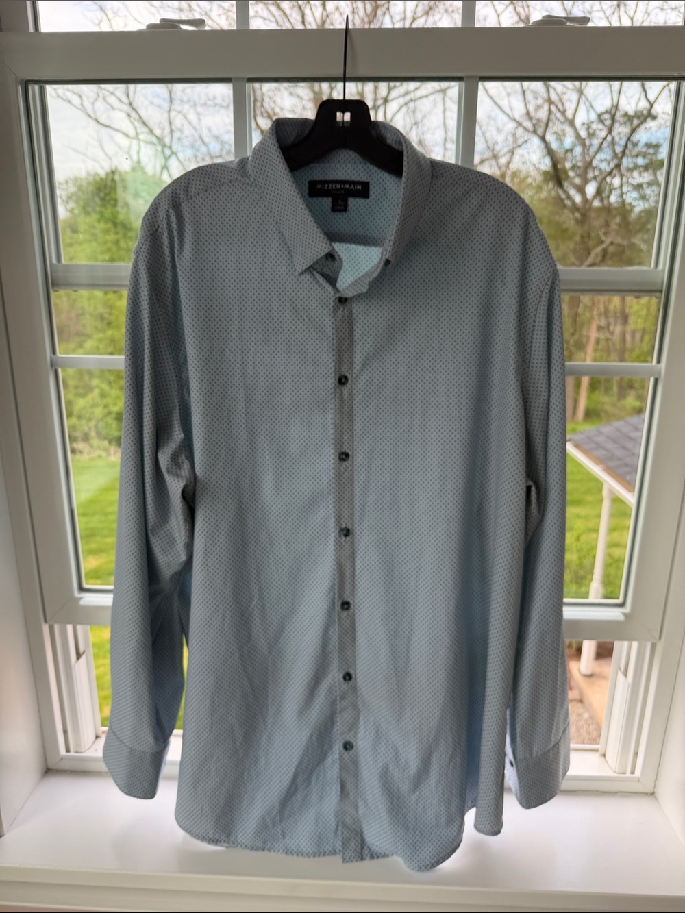 Mizzen + Main Men's Dress Shirt in Light Blue with Microdot Pattern